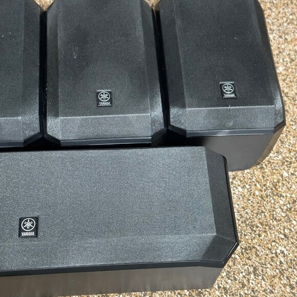 Yamaha NS-AP2600C & NS-AP2600S Set Of 5 Surround Sound Stereo Speakers TESTED - Picture 4 of 8